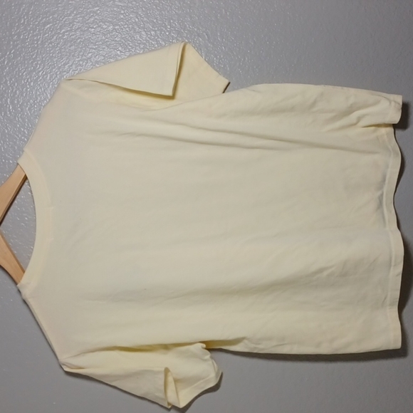 New style yellow shirt - Picture 5 of 5